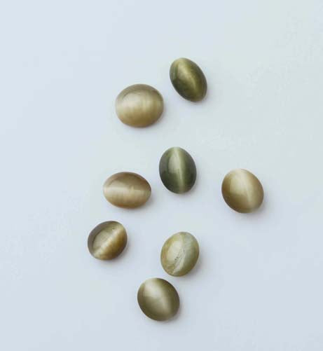 Natural Cat's Eye (Lehsunia) gemstone